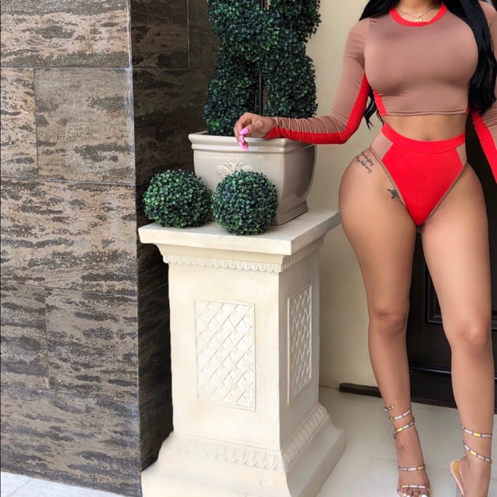 Bathing suit